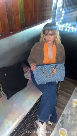 sexy tall and thick go ahead and give me a click I m ready 26 year old Escort in Cincinnati OH