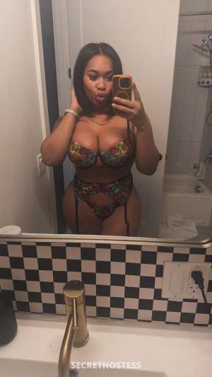 24 year old Escort in Last day in town 💦🍑big titties and bubble butt beauty