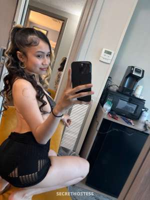 19 year old Asian Escort in Everett WA Petite Babyface Vietnamese Doll 🎀🫧😘 | Too Pretty To