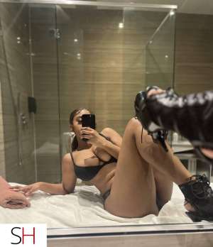 19Yrs Old Escort Richmond Hill Image - 3