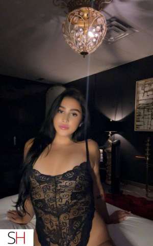 SOFIA NEW 19YO GFE LATINA Incall Dufferin / HWY 401 19 year old Escort in North York
