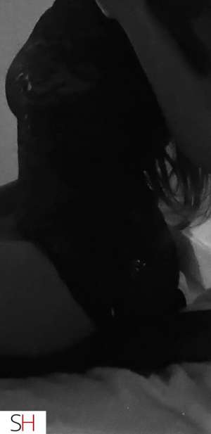 Skinny Black Porcelain doll available 23 year old Escort in Winnipeg