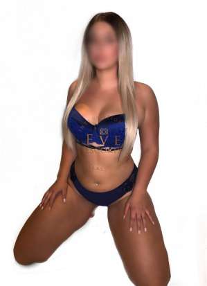 26 year old Escort in Sydney Young Blonde Escort Jamie