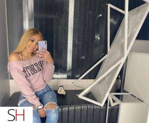 im available for hookup and good to vibes with 29 year old Escort in Moncton