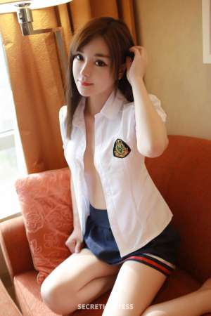 30 year old Escort in Shanghai Open Minded Top Class Escort Alice Book A Session With Me