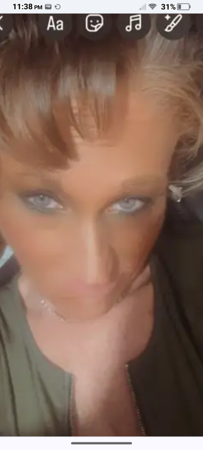 49 year old Escort in Jackson MI U wanna get nasty