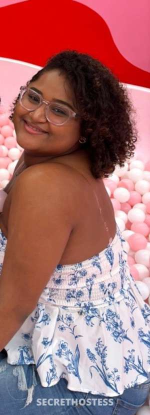 latina 20 year old Escort in Staten Island NY