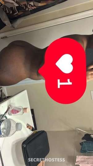 Incalls and outcalls available thick ass 22 year old Escort in Norfolk VA