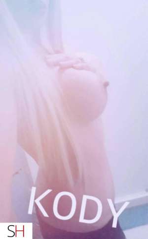 Call explore your deepest desires at a clean comfortable spa 26 year old Escort in Barrie