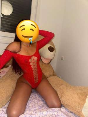 LATINA HOT AVAILABLE ONLY INCALL 100 real girl in the 31 year old Escort in Lexington KY