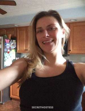 I'm married with two looking for friend with benefits 35 year old Escort in Martinsburg WV