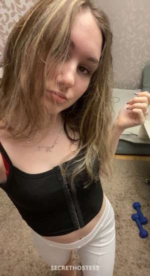 I’m available for fun,girlfriend experience,quickie and 24 year old Escort in Appleton-Oshkosh WI