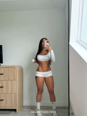 Female Escorts Available for incall and outcall service 28 year old Escort in Fargo ND