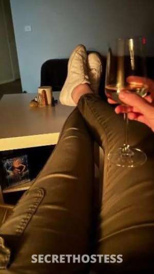 34Yrs Old Escort Youngstown OH Image - 4