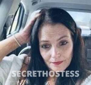 46 year old Hispanic Escort in Mississauga Special Outcall / In &amp; Car Bbj - FT Show-Sexy 