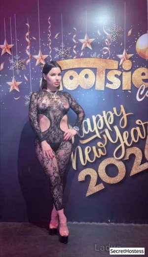 26 year old Escort in Miami FL Escort model Leah, Miami