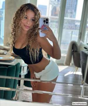 Escort model Available for hookup for the start, Manhattan 21 year old Escort in Manhattan NY