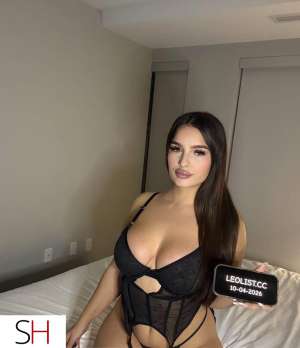 23 year old Caucasian Escort in Mississauga tight &amp; wet xx petite italian ready to fuck