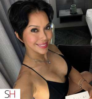 Allie z- victoria 19-21 nanaimo 21-22 courtenay 22-24 gipson 40 year old Escort in Victoria