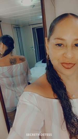 Come show me some love 45 year old Escort in Treasure Coast FL