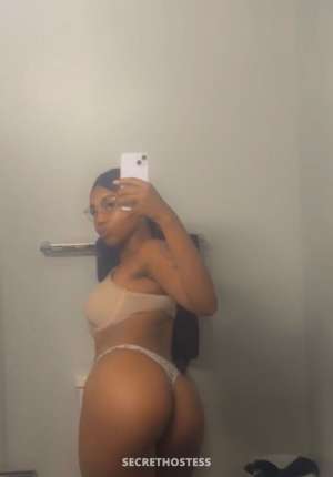 💦Melt in your mouth chocolate 🍫 💦 Available for 21 year old Escort in Grand Rapids MI