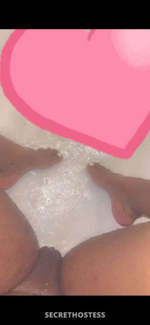 23 year old Escort in Toledo OH Come Enjoy Your Time With Dime