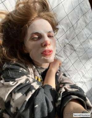 27 year old Escort in Lyon Escort model Claudiaescorte girl, Lyon