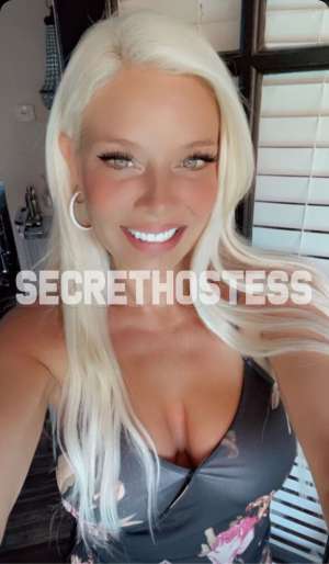 VIP Caressa Kisses 30 year old Escort in Dallas TX
