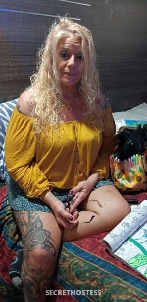 Good Pussy. Great Head. Best in town 44 year old Escort in Valdosta GA