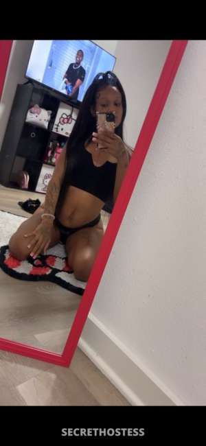 PETITE BRACEFACE BADDIEE MS GOOD PUSSY CARDATES &amp; 20 year old Escort in Beaumont TX