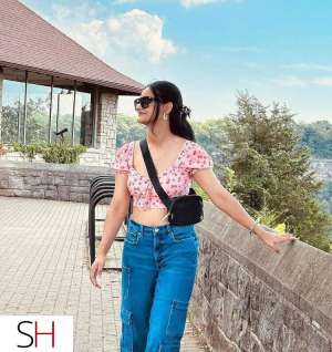 100% indian girl available in ur town fuck me babzz 23 year old Escort in Scarborough