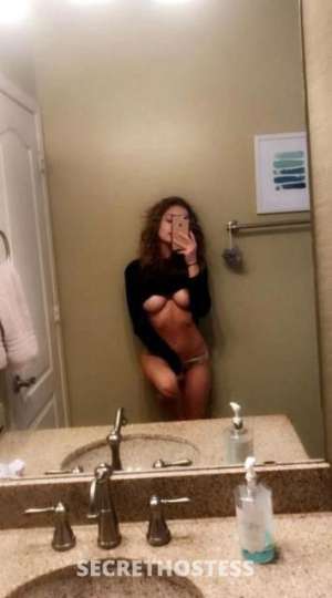 melina (Discrétion et Plaisir 25 year old Escort in Tours