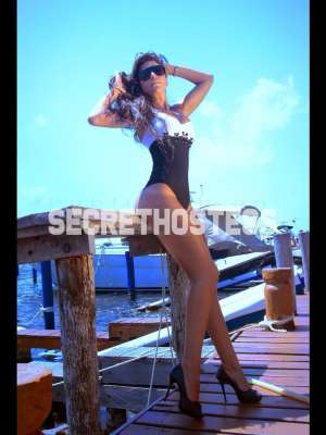 Brickell Latina 35 year old Escort in Miami FL