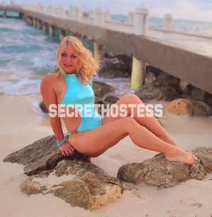 VIP Renne' Of 45 year old Escort in Chicago IL