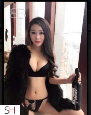 NewHot Asian Pretty ‍Chinese girl,incall .&amp;outcall 25 year old Escort in Winnipeg