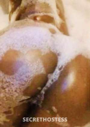 24 year old Caribbean Escort in Lancaster CA Specials did you miss me well im back here for a good time 