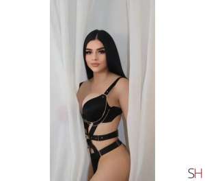 Amira Best Service Real luxury Escort Outcall, Independent 25 year old Escort in Stirling