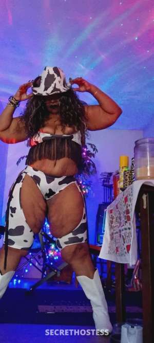 escape into my weekend With my my juicy warm thick thighs 39 year old Escort in Boone NC