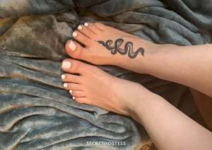 incalls OUTCALLS GREEK WET PUSSY 22 year old Escort in Palm Springs CA