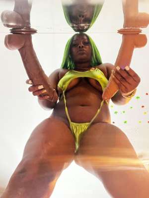 Throaty 26Yrs Old Escort Terre Haute IN Image - 1