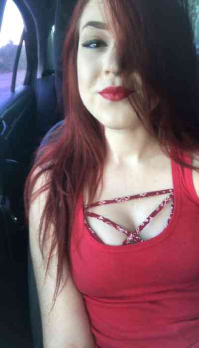 29 year old Caucasian (white) Escort in Apple Valley CA My sessions are offered for both INCALL and OUTCALL