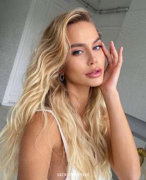 20Yrs Old Escort 54KG 170CM Tall Istanbul Image - 3