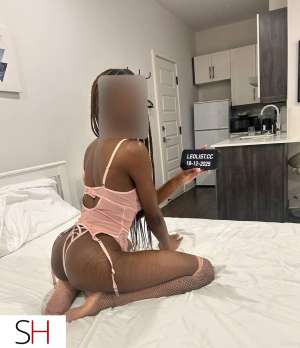 Irresistible Stella Ready To Please You 20 year old Escort in Mississauga