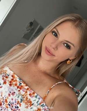 20 year old French Escort in Istanbul Mitra