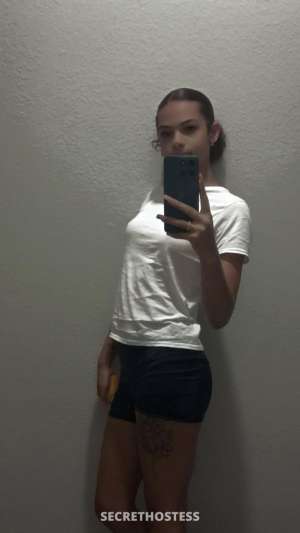 WET And Creamy outcalls only 22 year old Escort in Beaumont TX