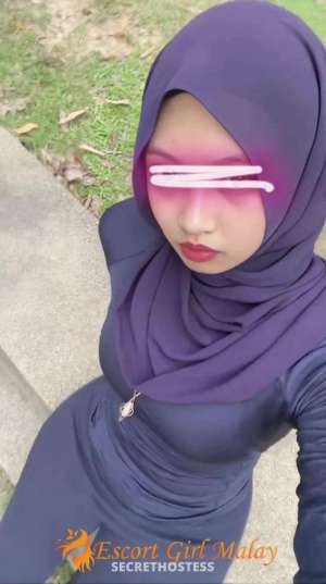 23 year old Malaysian Escort in Bukit Bintang Sezim