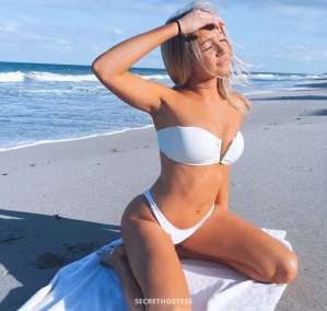 24 year old Escort in Lyon Danisa