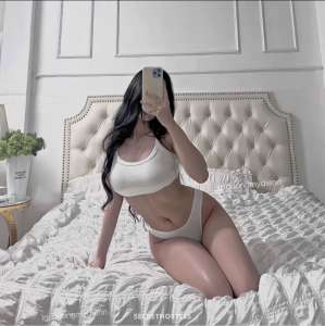 24 year old Escort in Hanoi 24Yrs Old Escort Brown C Cup 44KG 160CM Tall Hanoi