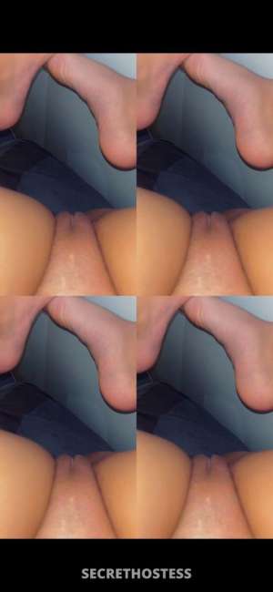 Petite lightskin 24 year old Escort in Myrtle Beach SC