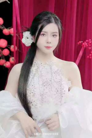 25 year old Escort in Hanoi luuola